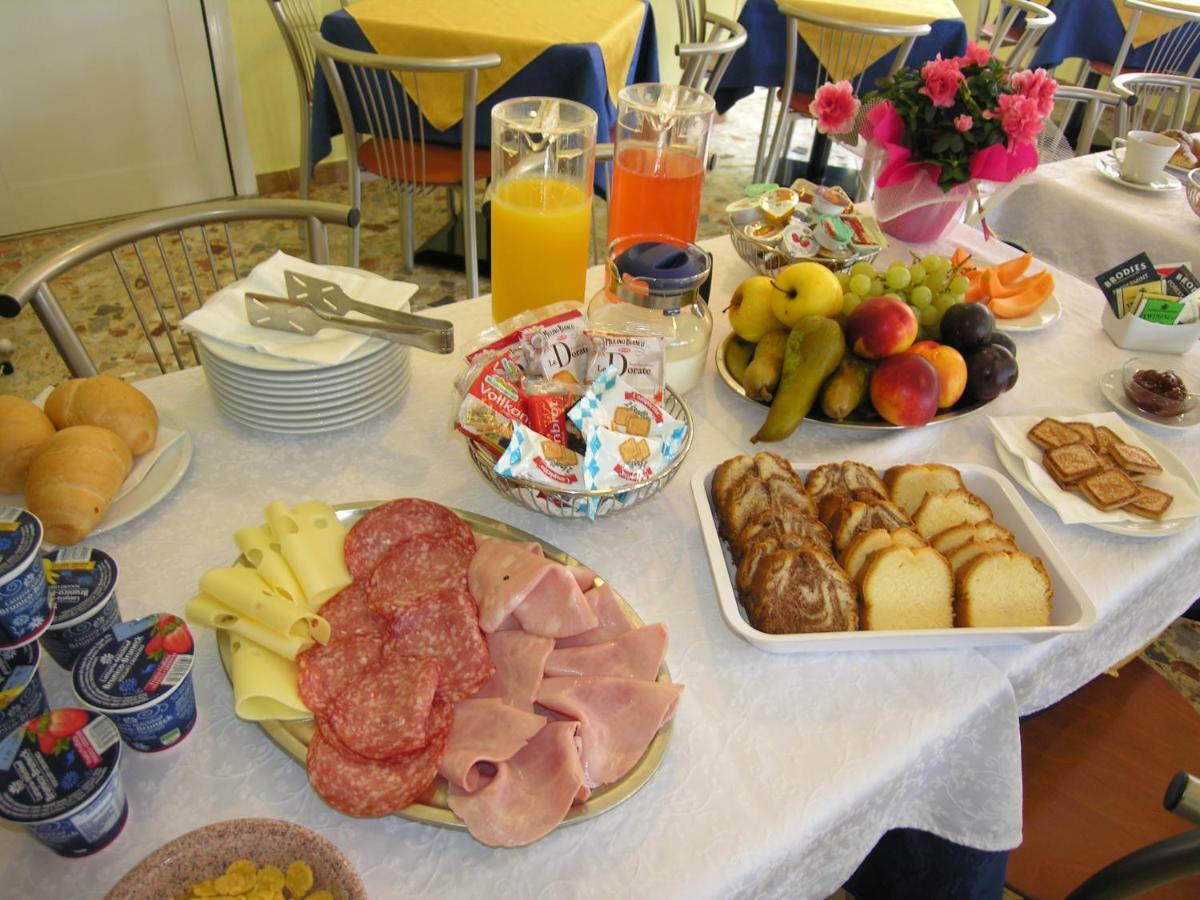Hotel Garni Tahiti Bibione Ngoại thất bức ảnh